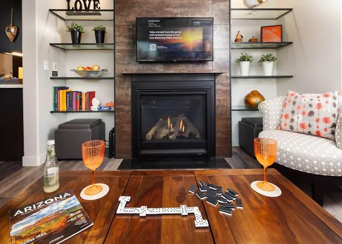 Desert Poppy Villa- Romantic Getaway